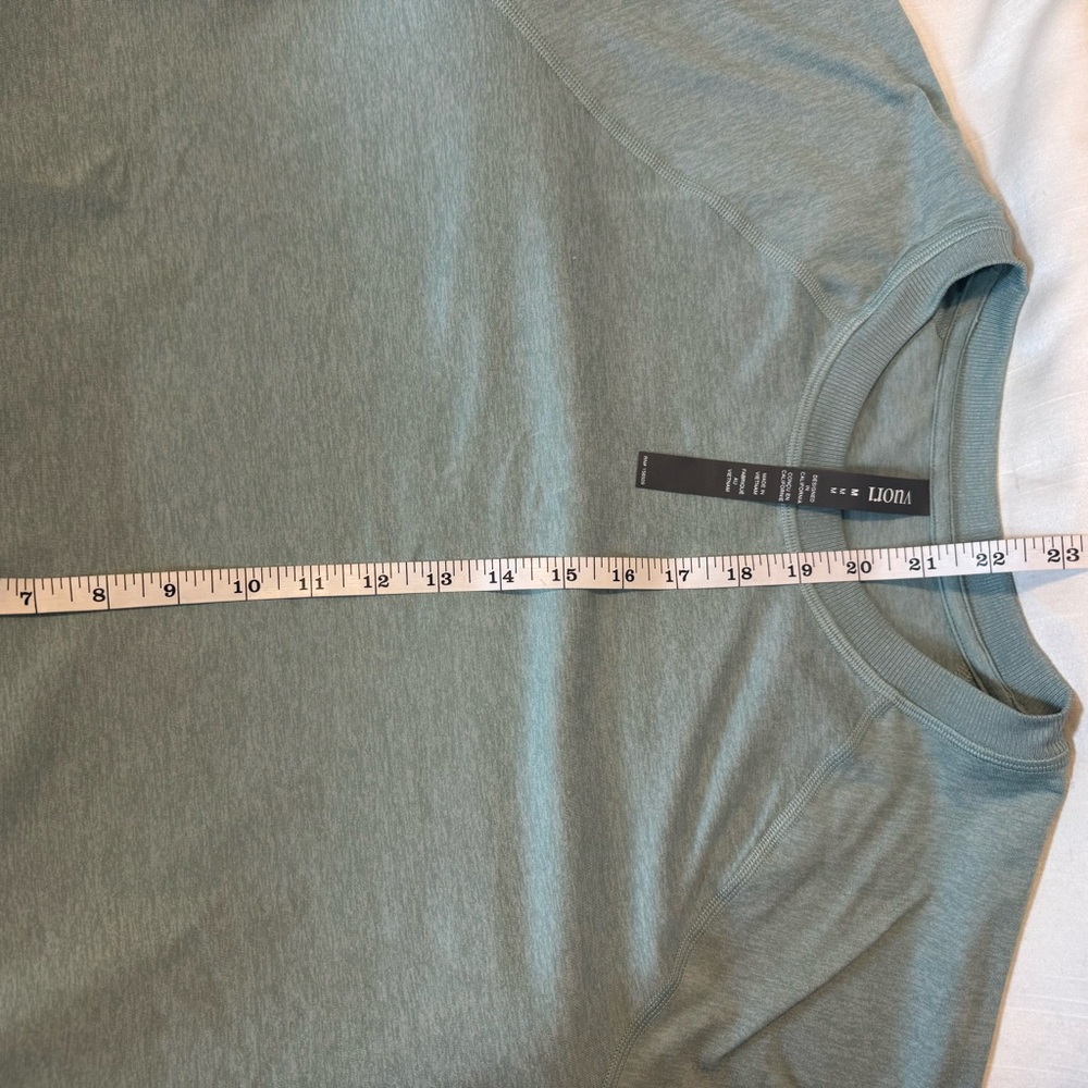 Vuori Halo Crew Sweatshirt Sea Spray Heather Medium NWT - Picture 9 of 9